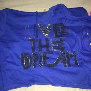 Crop top (BRAND NEW COMES WITH TAGS)